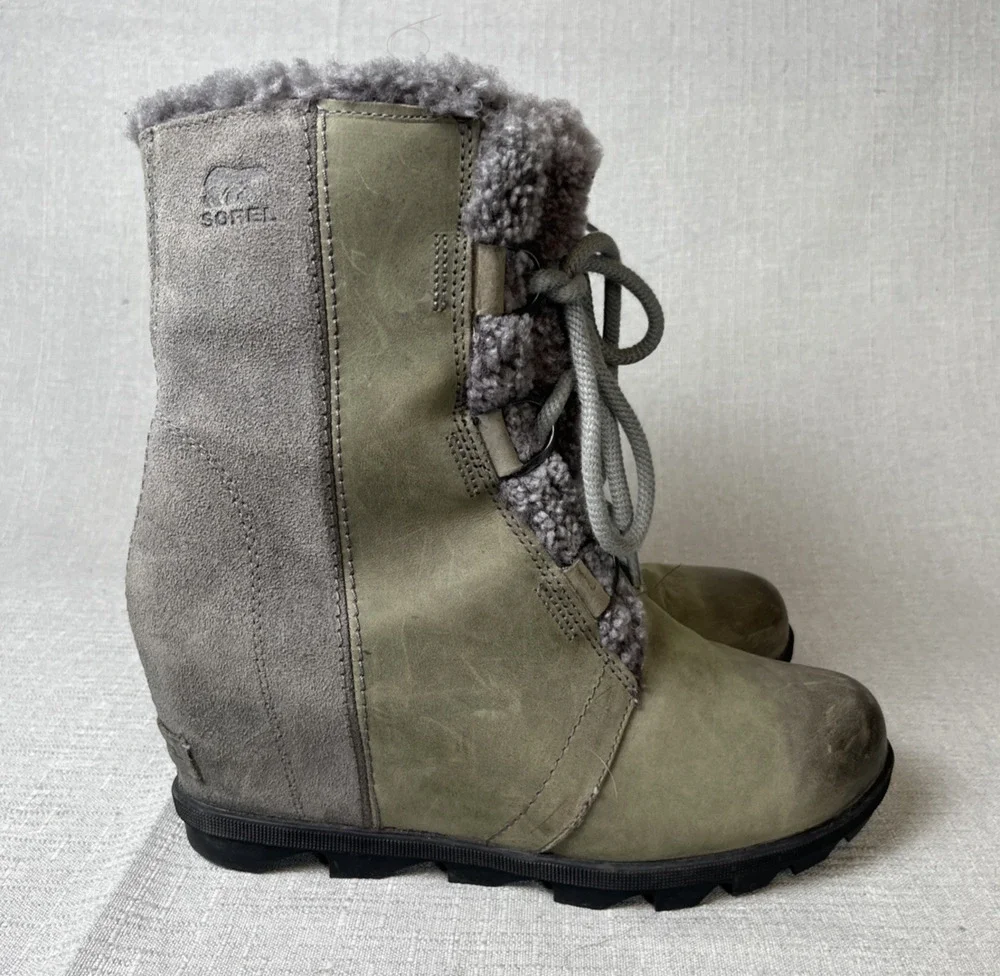 Sorel Joan of Arctic Wedge II Boots Shearling Womens Size 10 Green Gray Suede